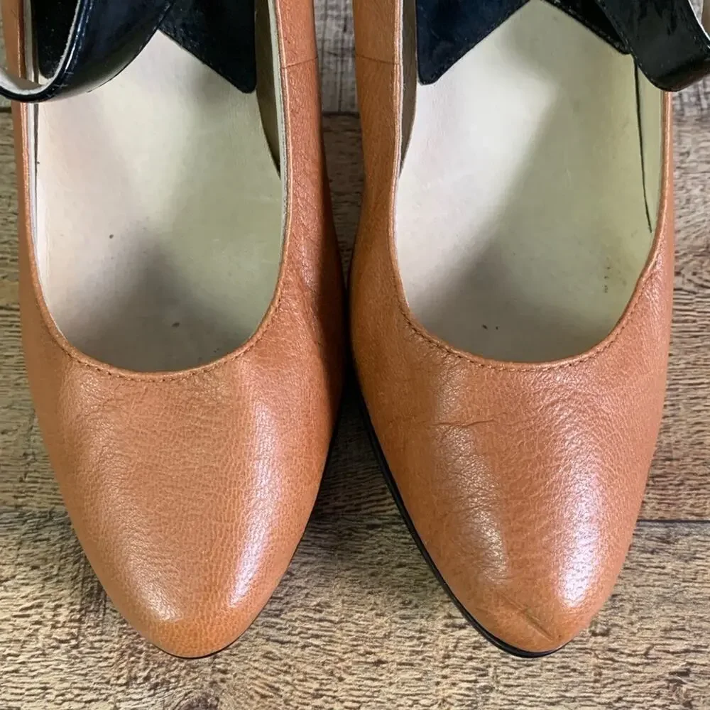 Michael Kors Two Tone Tan Black Patent Mary Jane Heels Shoes Size 9